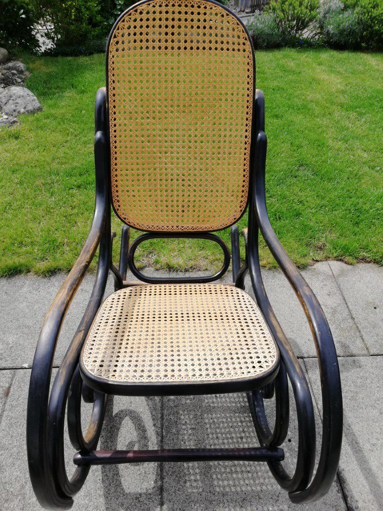 Thonet Poltrone: Thonet Schaukelstuhl – Usato da Uster venduto da walderk 1