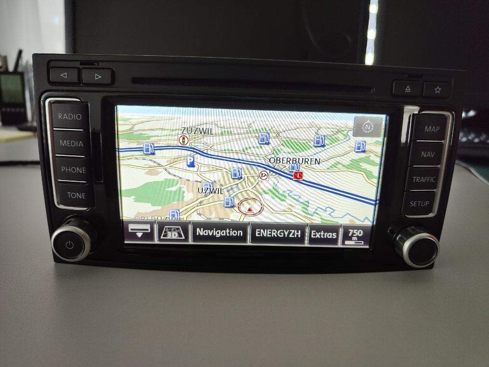 RNS 510 DAB+ Navi, passend zu VW T5 Bus und Touareg | Kaufen auf Ricardo