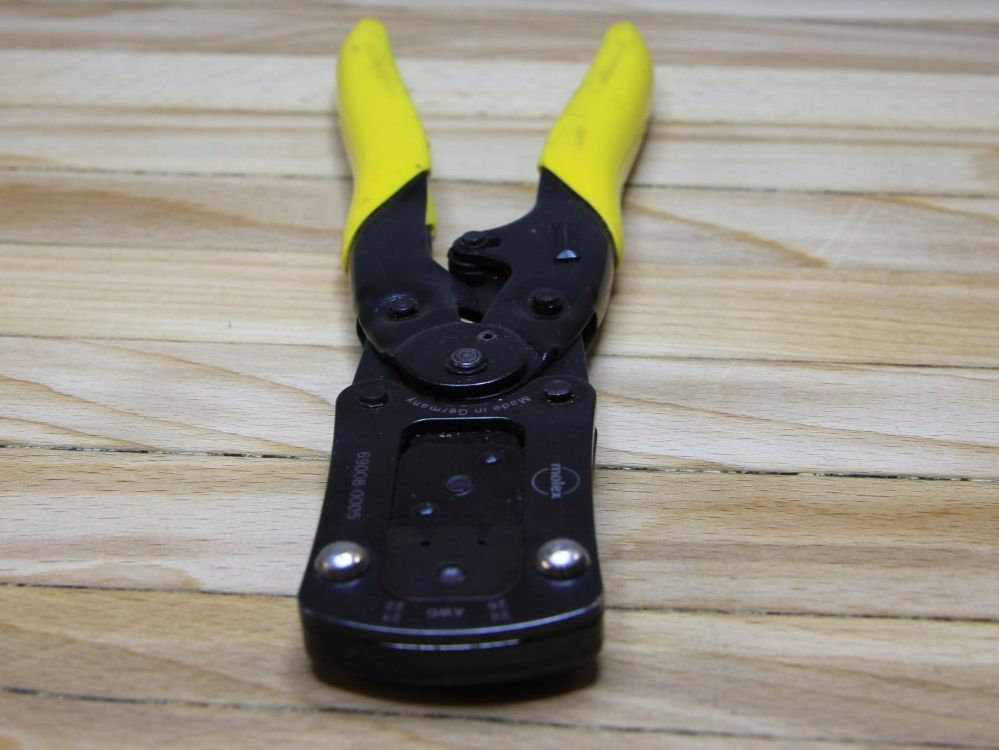 Molex Tutti gli attrezzi: Crimpzange Molex 69008-0005 – Usato da Hölstein venduto da Kraftpaket 3