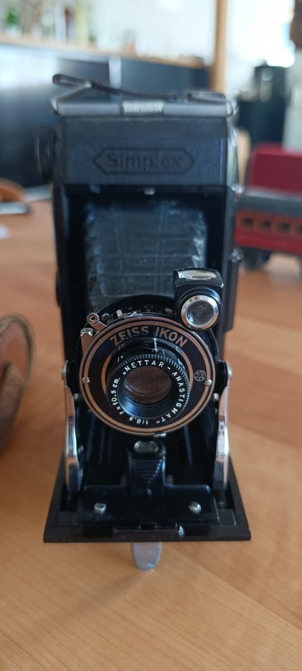 Zeiss Kamera: Zeiss Ikon Simplex – Gebraucht aus Netstal von Henoch 1