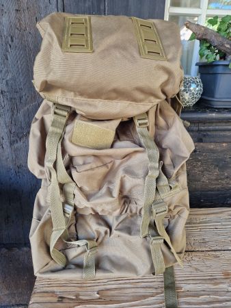 Rucksack, 88 Liter Fassungsvermögen, Farbe olive