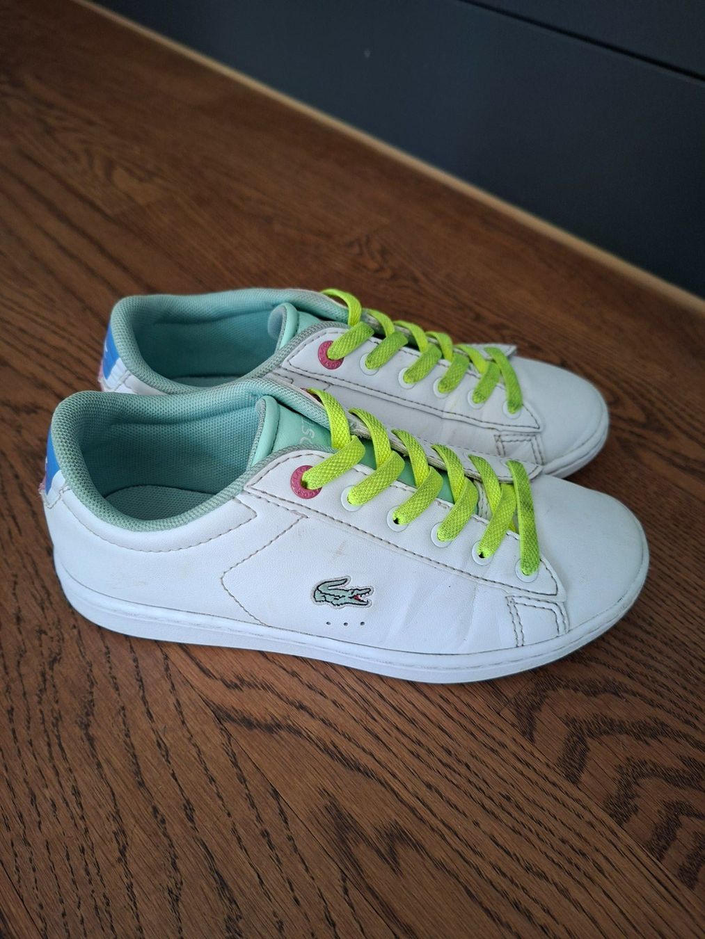 Lacoste Schuhe für Jungen: Sneakers Lacoste Gr. 30.5 – Gebraucht aus Hirzel von larissagschwend 1