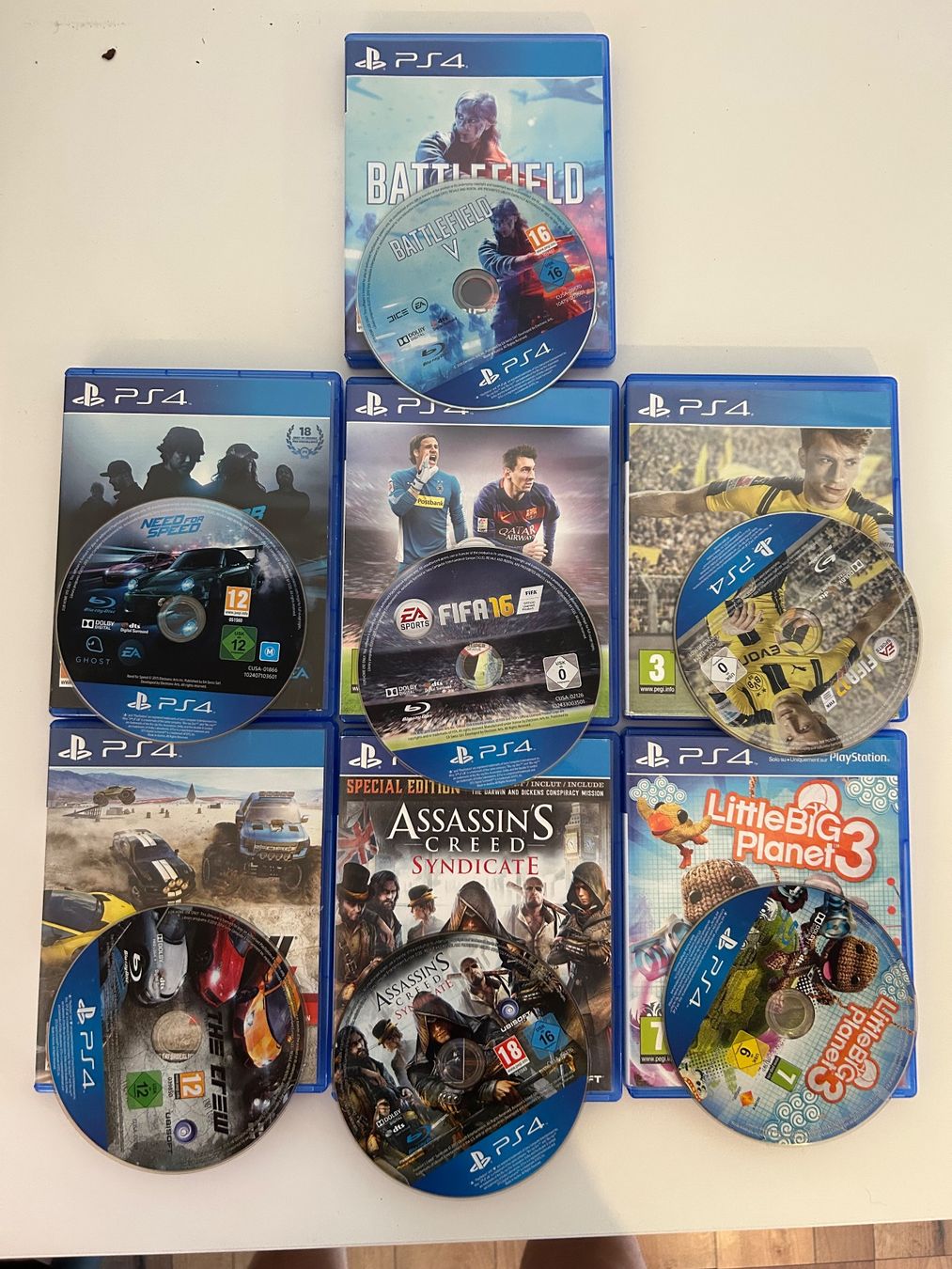 Sony Console: PS4 Original 500 GB mit 2 Controllern + 7 Spiel – Usato da Luterbach venduto da lev_gbq9 1