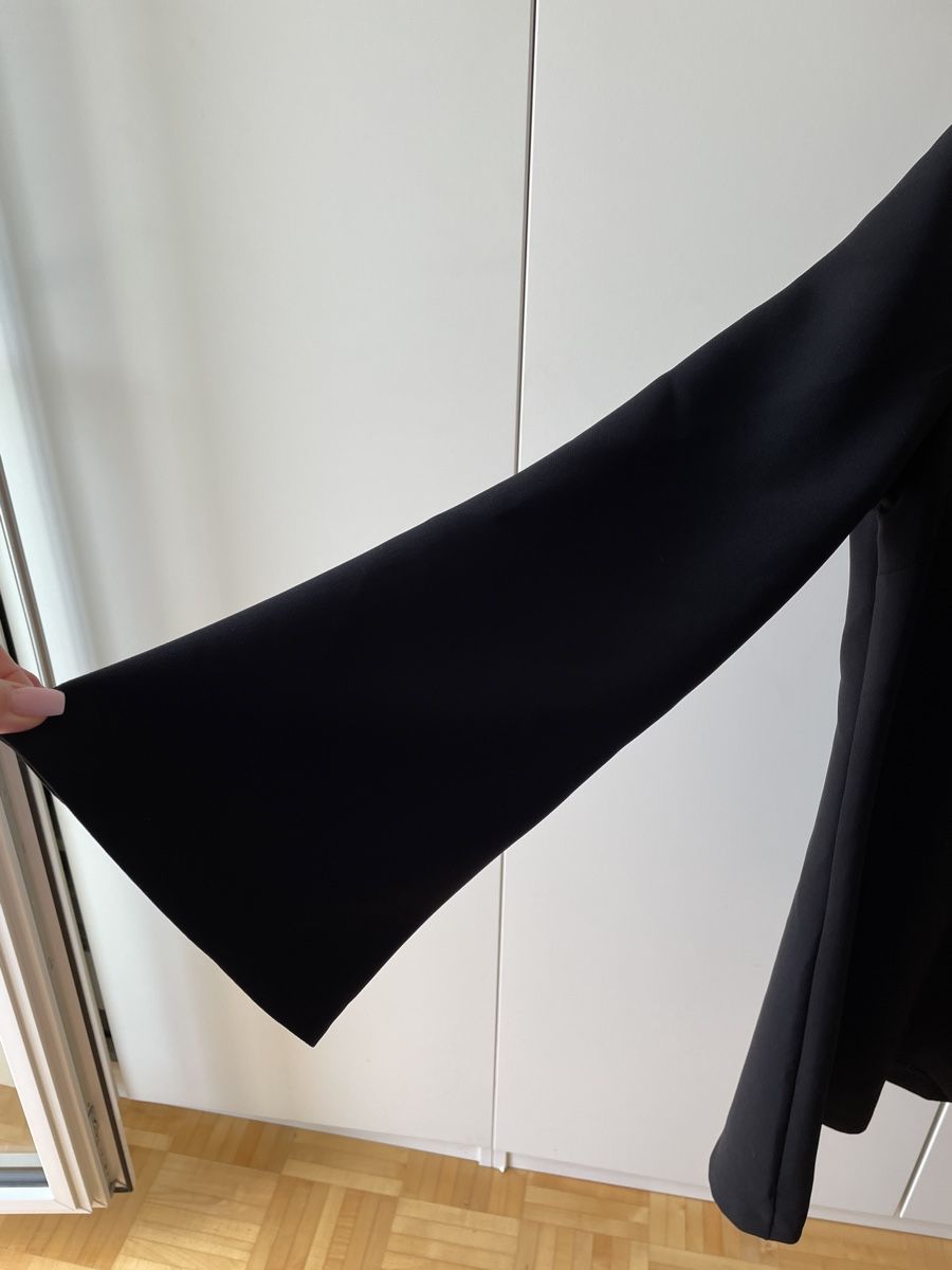 Zara Kleider: Robe noire Zara L – Gebraucht aus Montagny-la-Ville von Sissi-Sissi 1