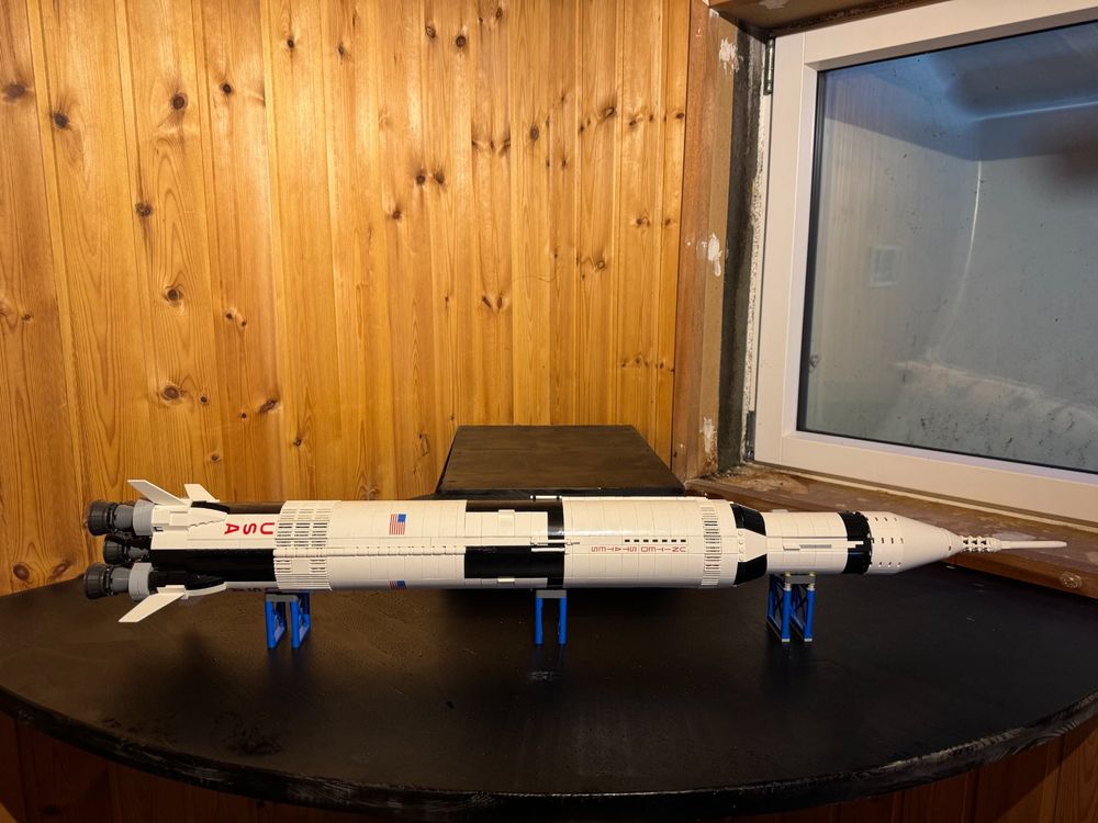 Lego 92176 Saturn V Rackete (alle Stufen), 1969 Teile (Gebraucht) in ...