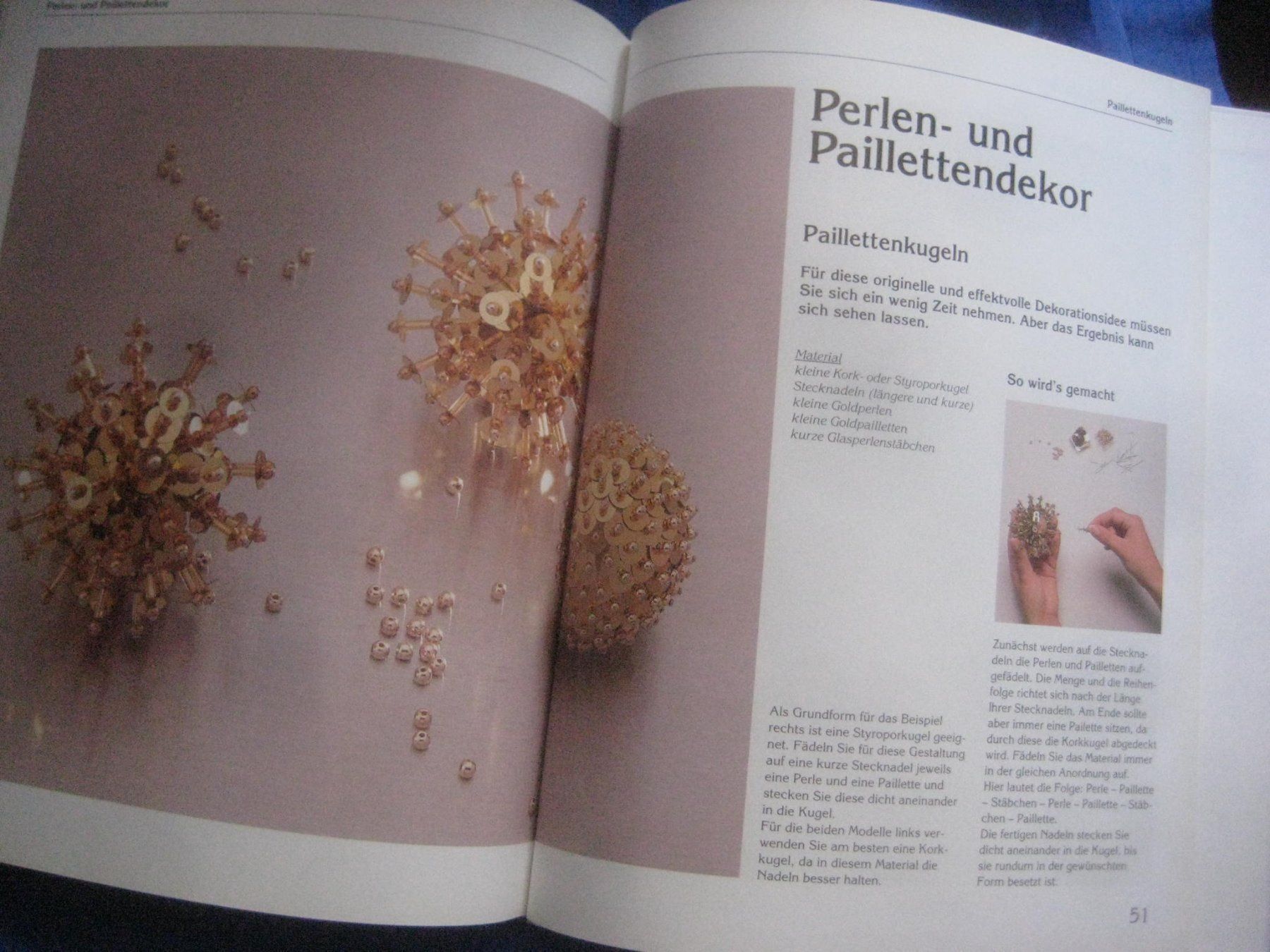 Livres: BUCH   SCHMUCK - KUGELN  BASTELN – D'occasion à Uster par flocke1 3