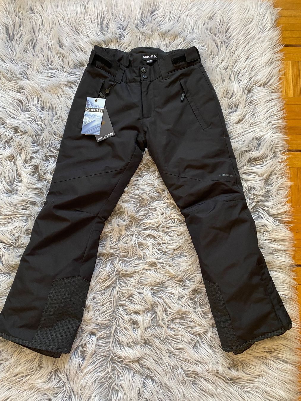 Chiemsee Hosen: Neue CHIEMSEE Skihose, Gr.146-152 – Neu und originalverpackt aus Vezia von luce2011