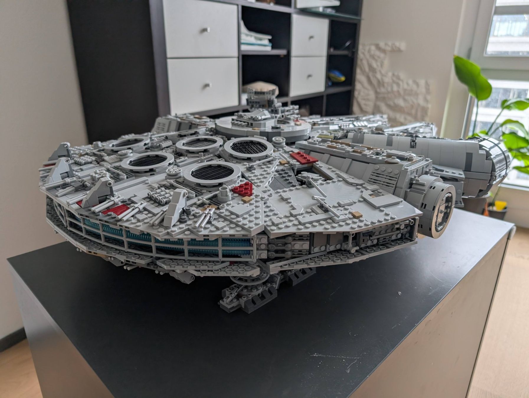 Lego Kit di costruzioni: Lego Star Wars Millennium Falcon 75192 – Usato da Zürich venduto da brunncyr 3