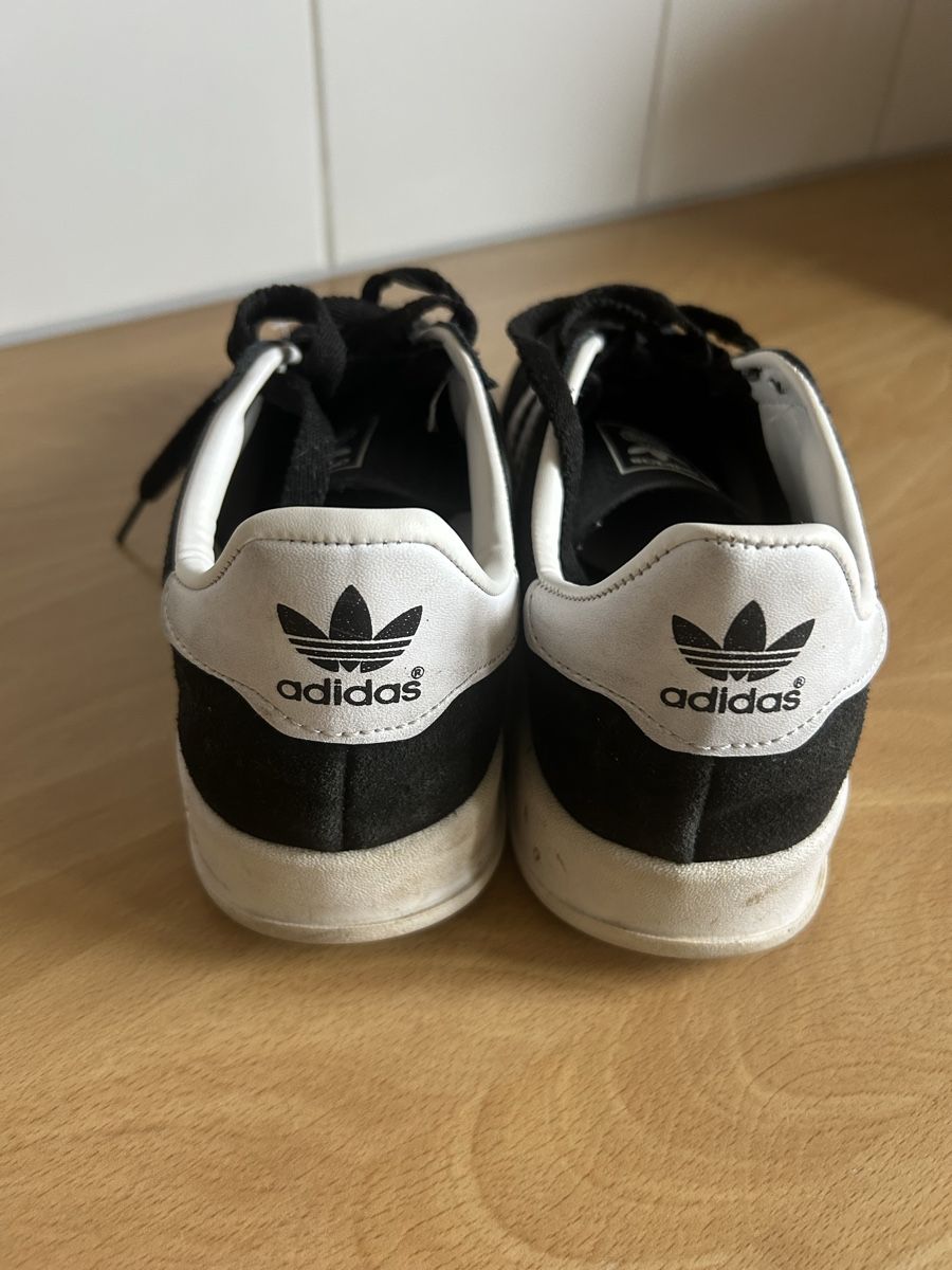 Adidas Damenschuhe: Adidas Sneaker – Gebraucht aus Richterswil von solisoli5 1