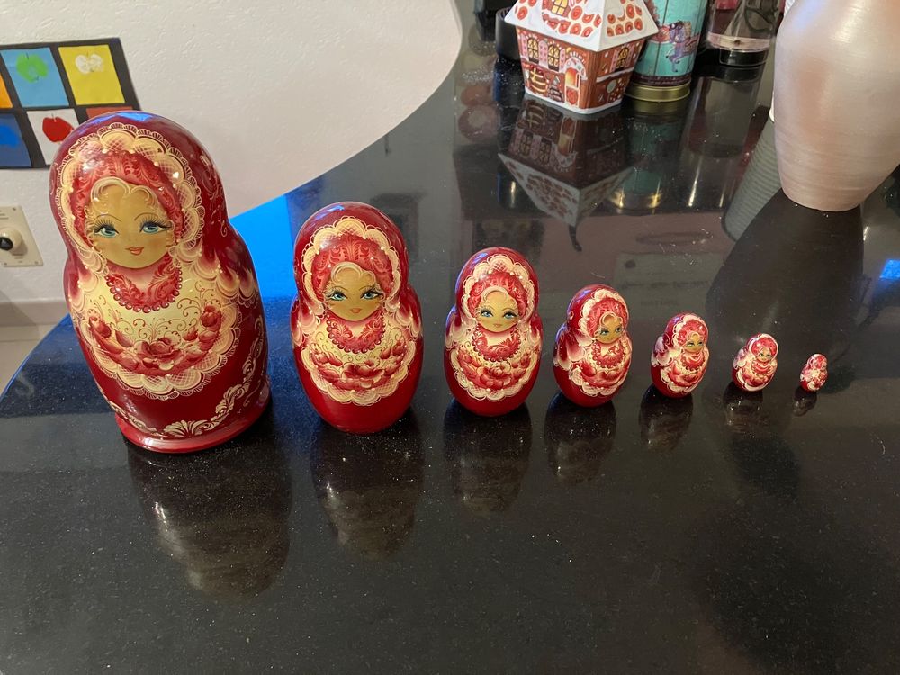 YAKELUS Marque de poupées gigognes 7 pièces Série de Poupées Russes