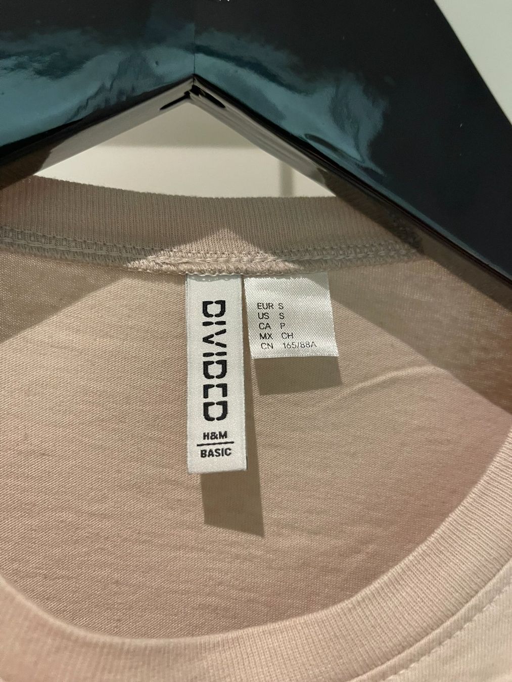 T-Shirts: Basic Crop T-Shirt, Beige, Grösse S – Gebraucht aus Rheineck von FGeissler 1