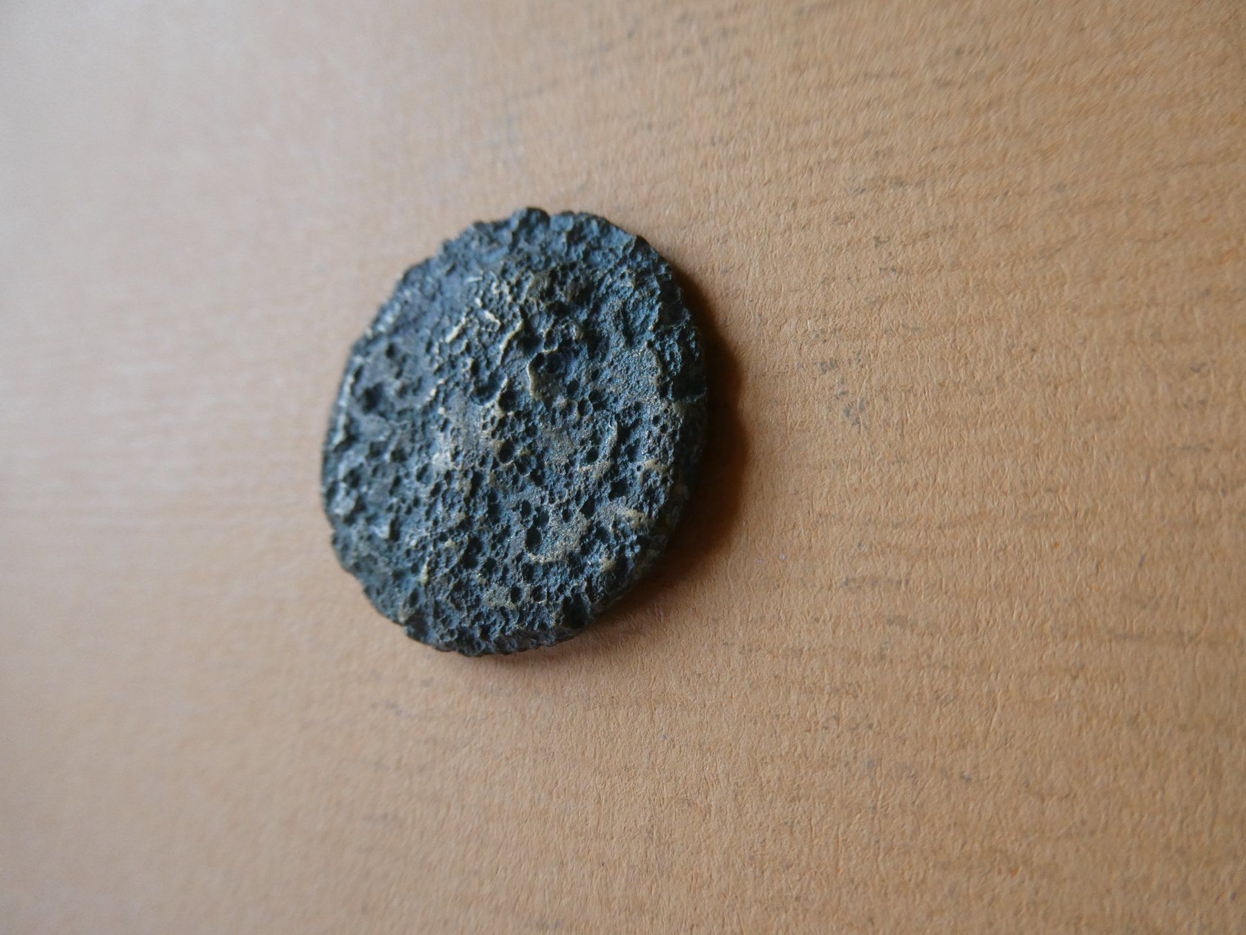 Alle Münzen: grosse uralte Bronzemünze  26 mm     9.44 g – Gebraucht aus Hinterforst von Rohusri 1