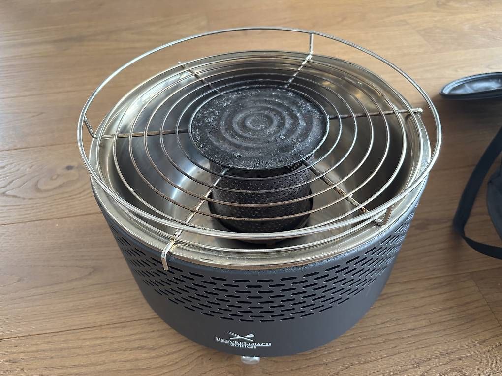 Griglie: Tisch- Camping Grill – Usato da Detligen venduto da Ischteli 4