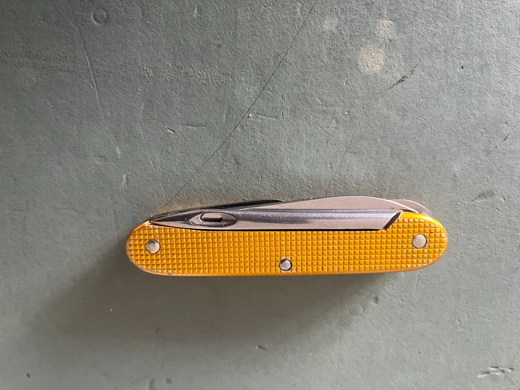 Victorinox Coltelli tascabile: Neuwertiges Victorinox Alox Messer, Bugnard – Usato da Dintikon venduto da Redgar58 4