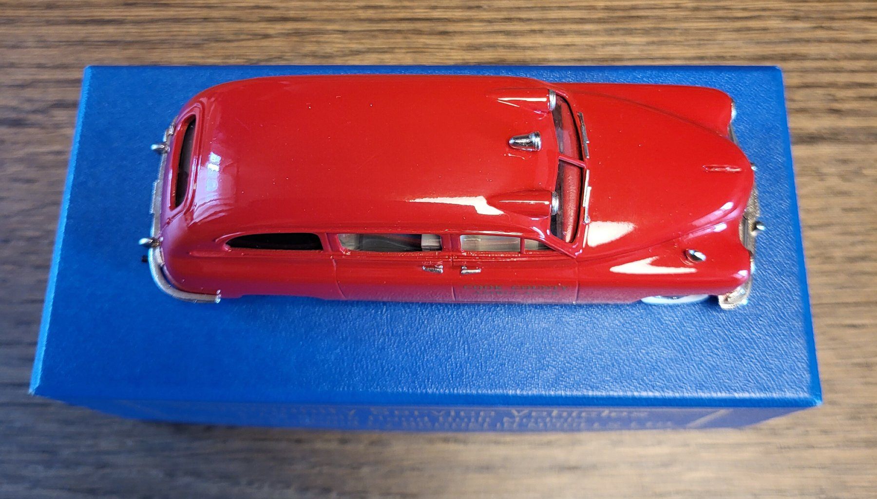 Brooklin Modellautos: Modellauto BROOKLIN MODELS 1950 Packard 1:43 rot – Gebraucht aus Sonceboz-Sombeval von ant_cd5j 3