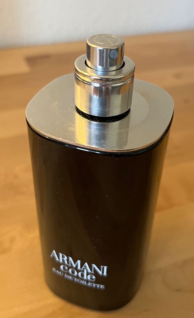 Armani Parfum & Eau de Toilette: Armani Code Eau de Toilette 125ml (110ml left) – Gebraucht aus Vevey von GGI83 1