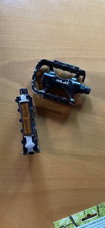 Pezzi di ricambio: MTB Fahrrad Velo Pedale – Usato da Kilchberg ZH venduto da ogi.cengel