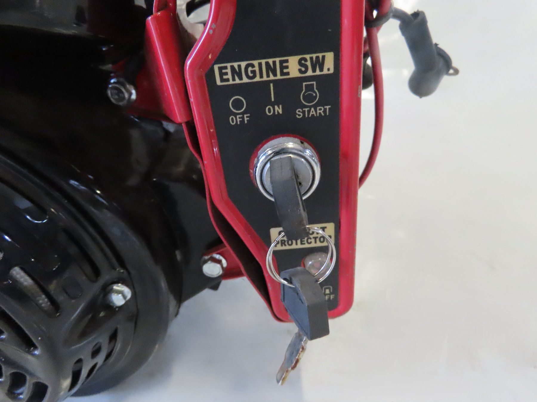 Motori: Valkenpower Benzinmotor mit E-Starter 6.5 PS – Usato da Alpnach-Dorf venduto da Hess-Automobile 4