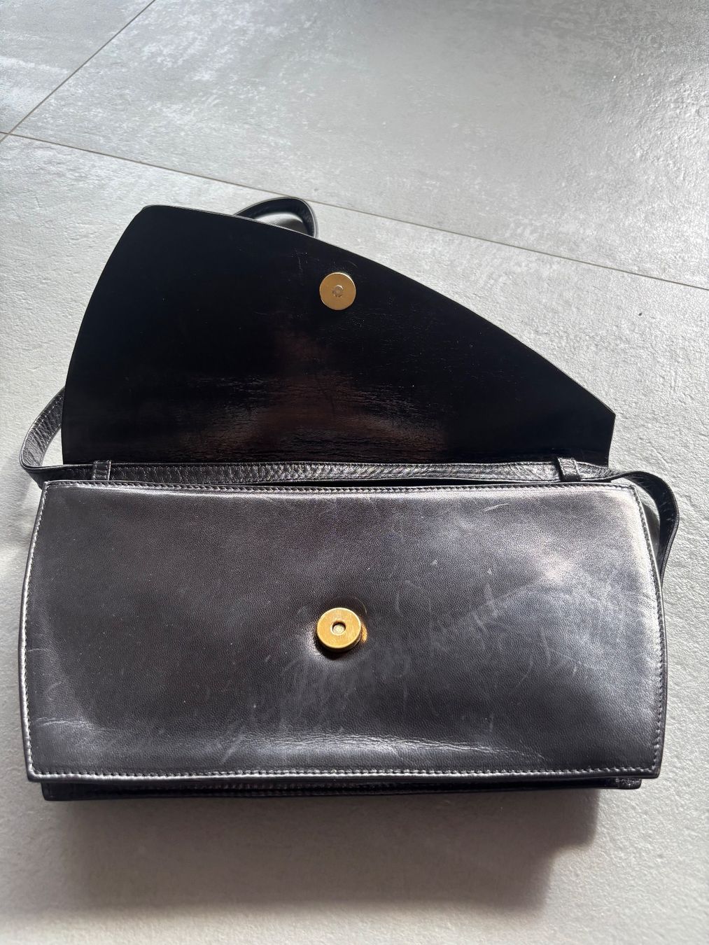 Borse da donna: Kleine schwarze Handtasche – Usato da Stalden VS venduto da ile_ld6t 3