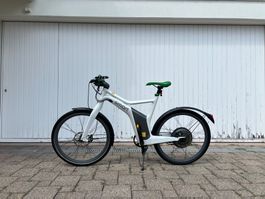 2x smart ebike (1x komplett + 1x Teile) – Für Bastler