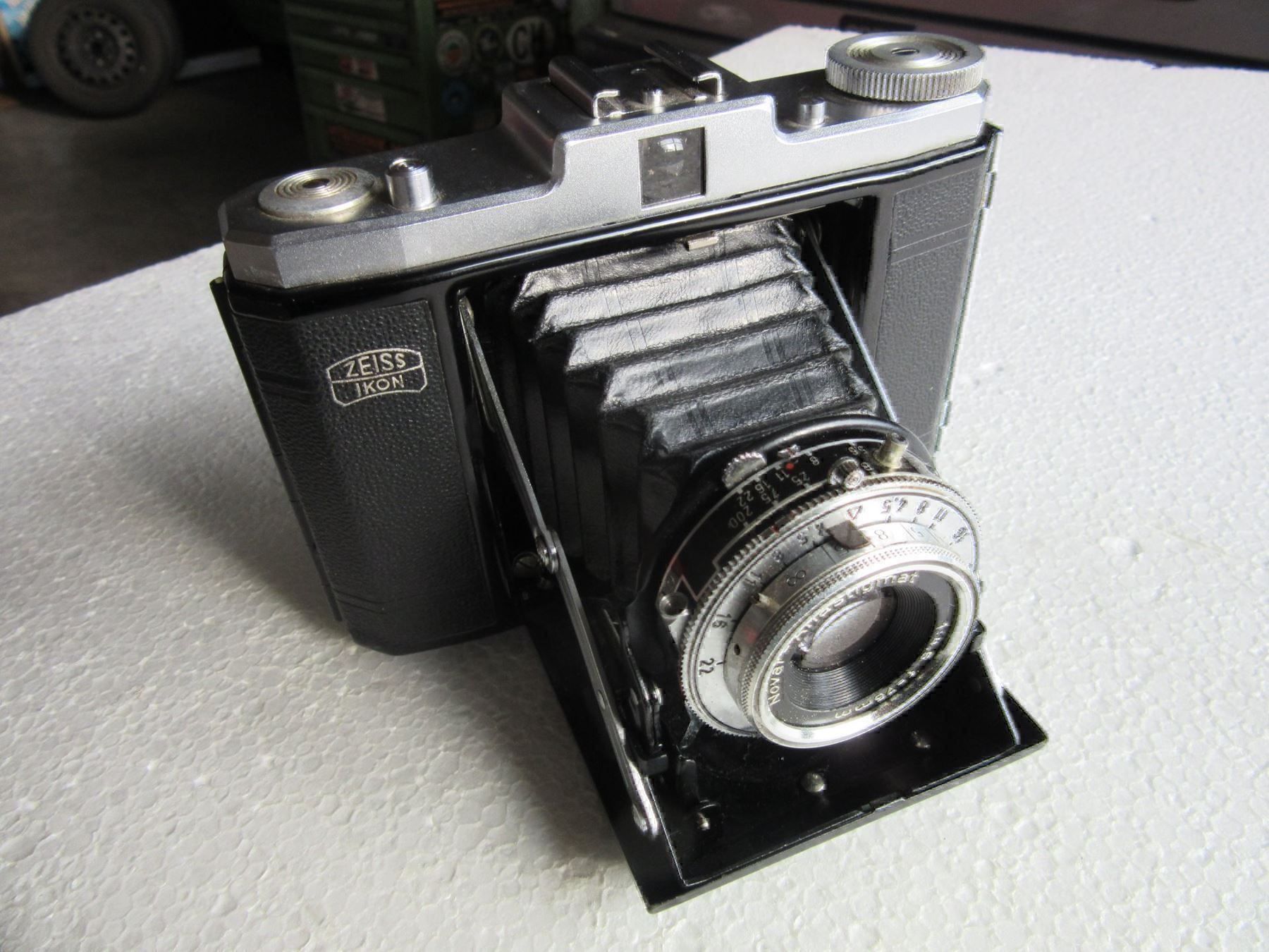 Zeiss Fotocamera: Zeiss Ikon  Stuttgart – Usato da Egliswil venduto da didiflu