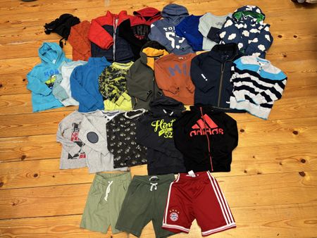 Kleiderpaket Jungs, Grösse 122/128