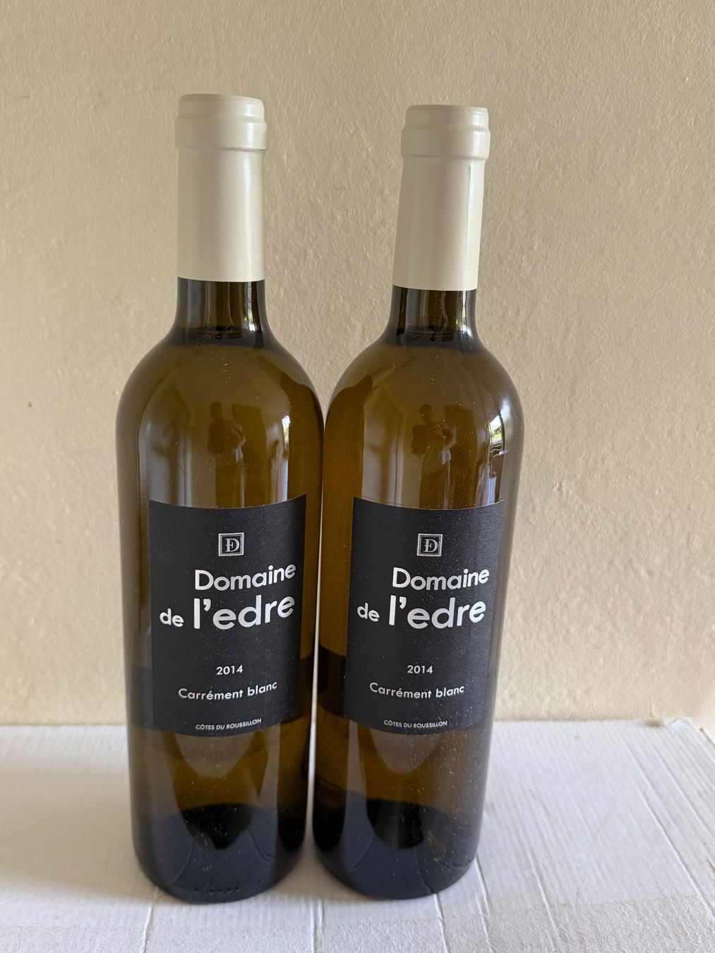 Vino: CÔTES DU ROUSSILLON  Domaine de l’Edre 2014 Carrément blanc – Nuovo (secondo la descrizione) da Roche VD venduto da luc_jwm5 5