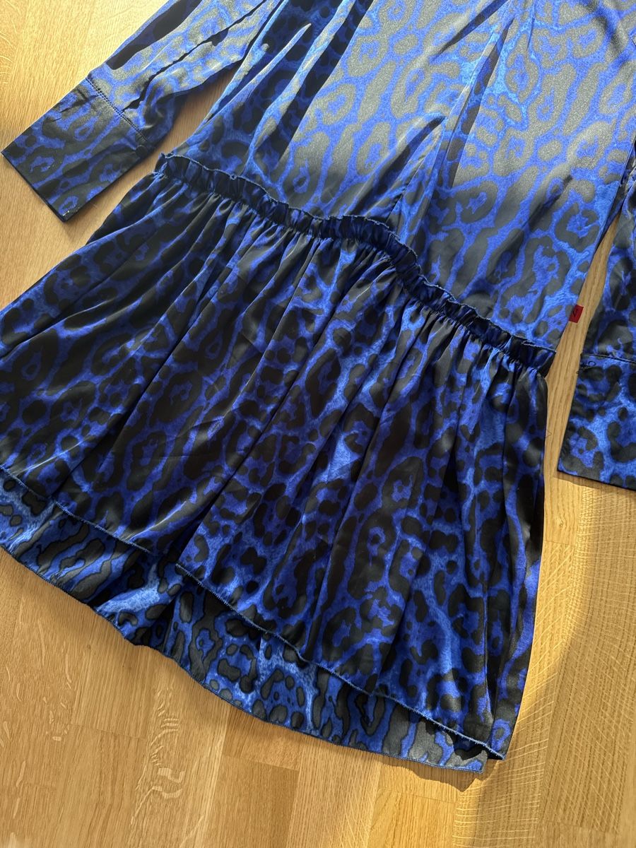 Vestiti: Robe courte Andre Tan imprimé léopard bleu taille S-M – Nuovo (secondo la descrizione) da Genève venduto da rom_8nwv 2