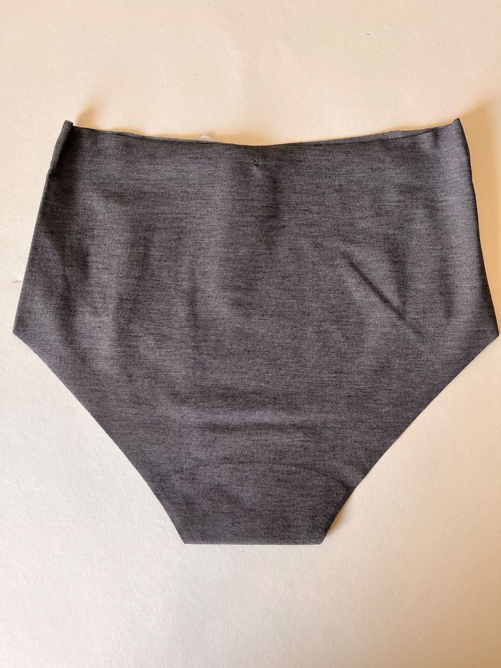Sloggi Sonstige Unterwäsche: SLOGGI, Zero Feel Natural Midi, Grösse XS, Farbe Grau – Neu und originalverpackt aus Rudolfstetten von gst_g7xl 3