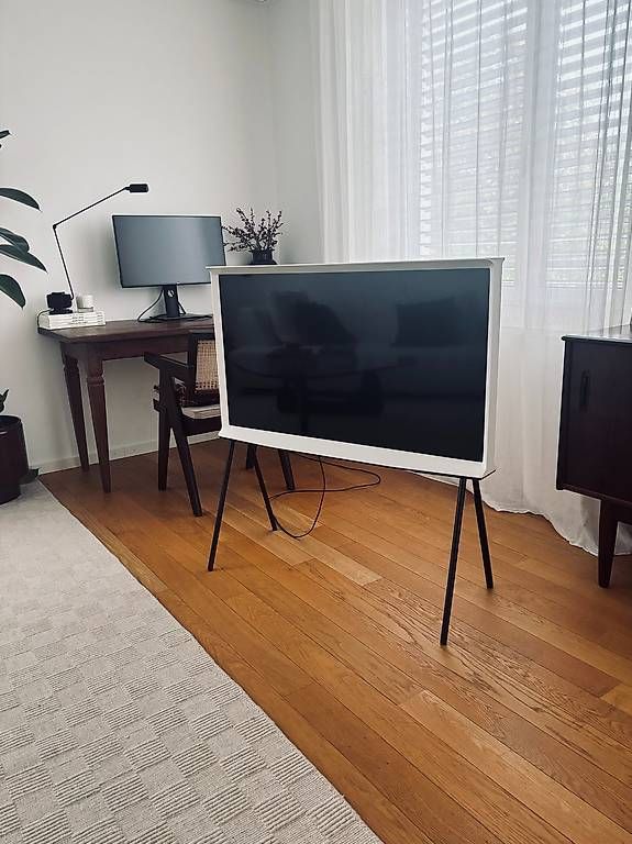 Samsung Fernseher: Samsung The Serif - Design TV – Gebraucht aus Küsnacht ZH von kre.mart 4