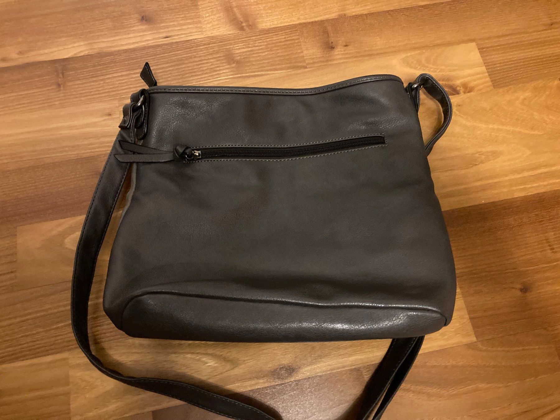 Tom Tailor Taschen für Damen: Tom Tailor Handtasche, Umhängetasche - ab CHF 1.- ! – Gebraucht aus Chur von Hermes421 6