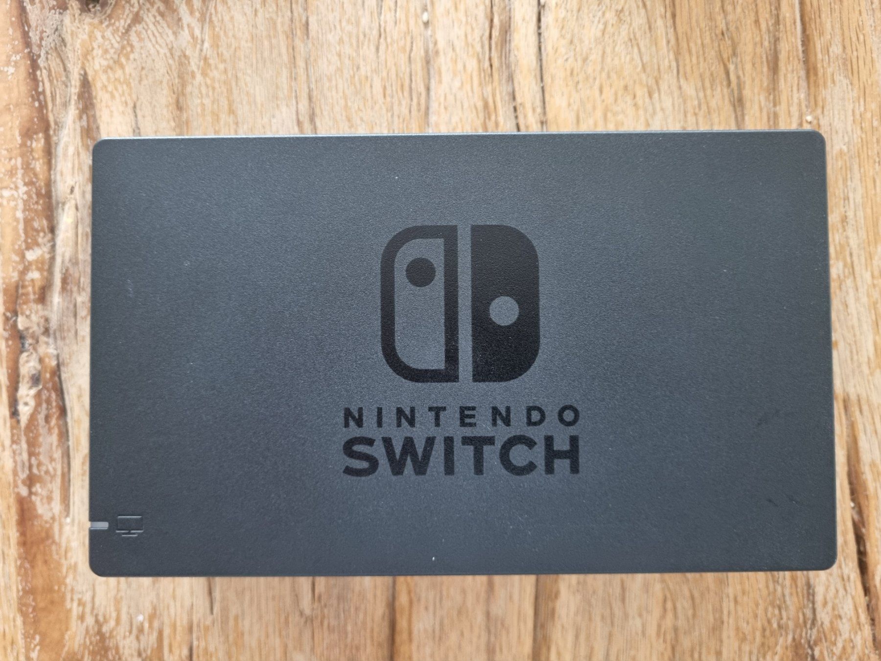 Docking station: Nintendo Switch Dockingstation mit Kabel gebraucht – Usato da Root venduto da tom816