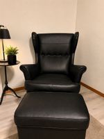 IKEA STRANDMON Ohrensessel mit Fusshocker – Schwarz