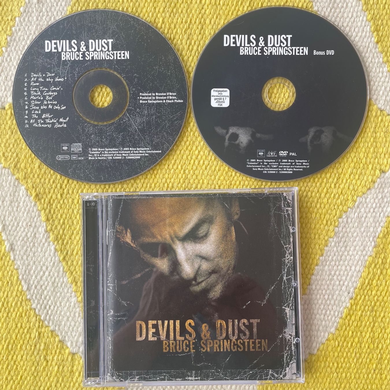 CDs: BRUCE SPRINGSTEEN-1CD+1DVD DEVILS&DUST – D'occasion à Rorschacherberg par CD-Roli
