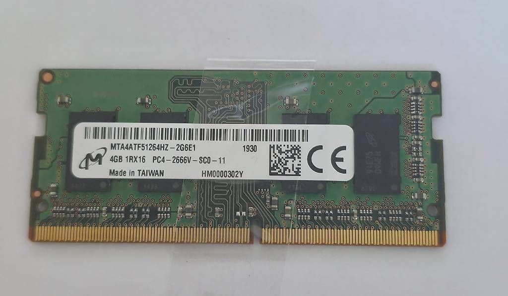 Memory / RAM: DDR4 4GB Laptop RAM  PC42666V – Gebraucht aus Basel von Junior_Store