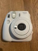 Fujifilm Instax mini 9 in Weiss mit 2 Filmpackungen 