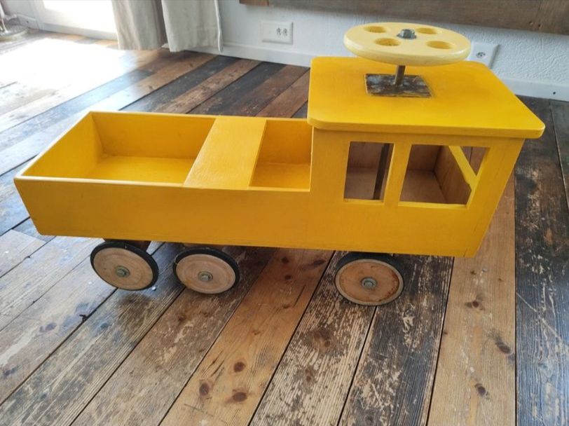 Giocattoli: Diverses Holzspielzeug ab 1Fr. – Usato da Bäch SZ venduto da BirdyTheBird 2
