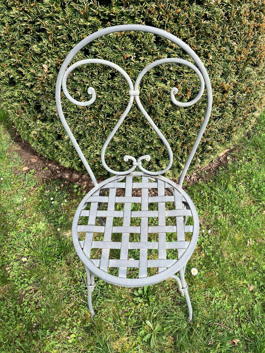 Set di tavolo e panche: Gartentisch mit 4 Stühle Unopio – Usato da Basel venduto da ape_f6ml 4