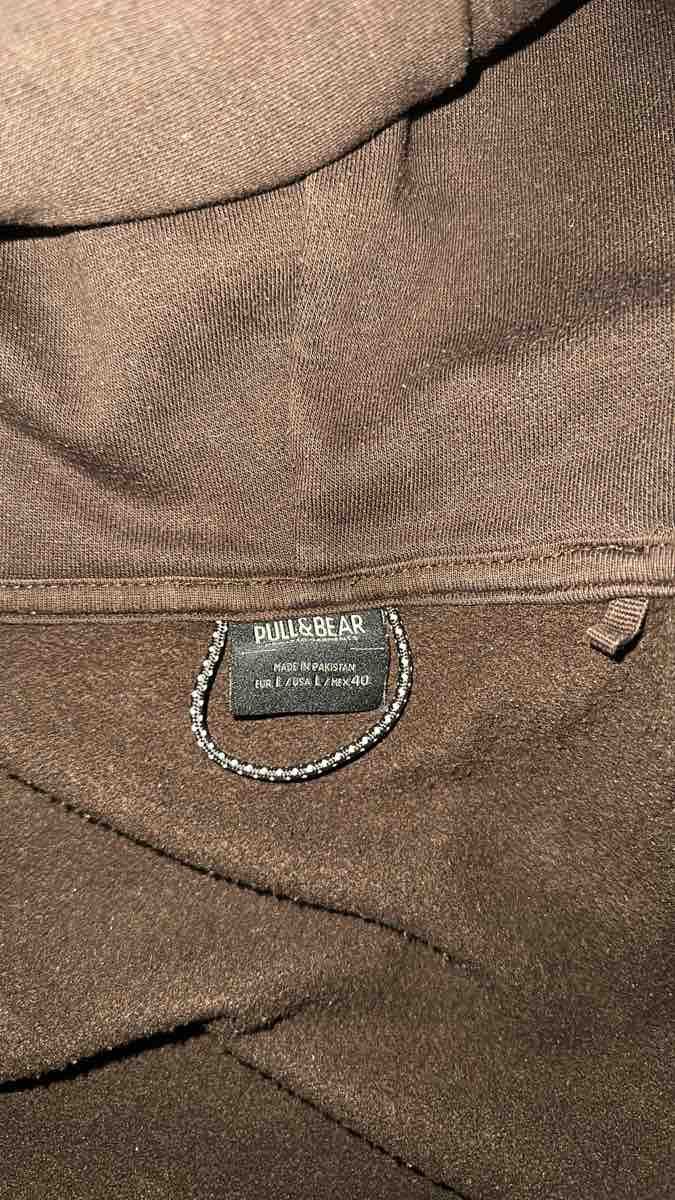 Pull&Bear Vestes: Sweat à capuche zippé Pull&Bear marron taille L – D'occasion à Boudry par ale_8t28 3