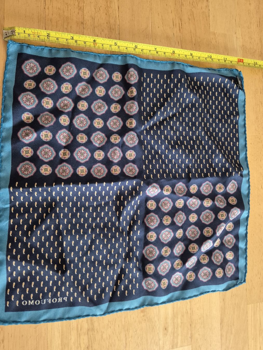 Krawatten: Profuomo Einstecktuch / Pochette Seide blau gemustert  – Gebraucht aus Zürich von Inanina 2