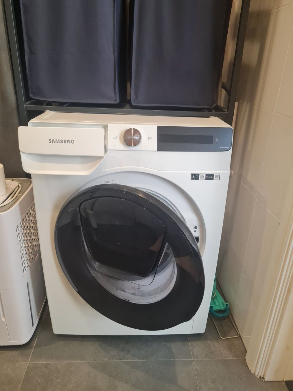 Samsung Lavatrici: Samsung QuickDrive Addwash 9kg – Usato da Zürich venduto da simbio