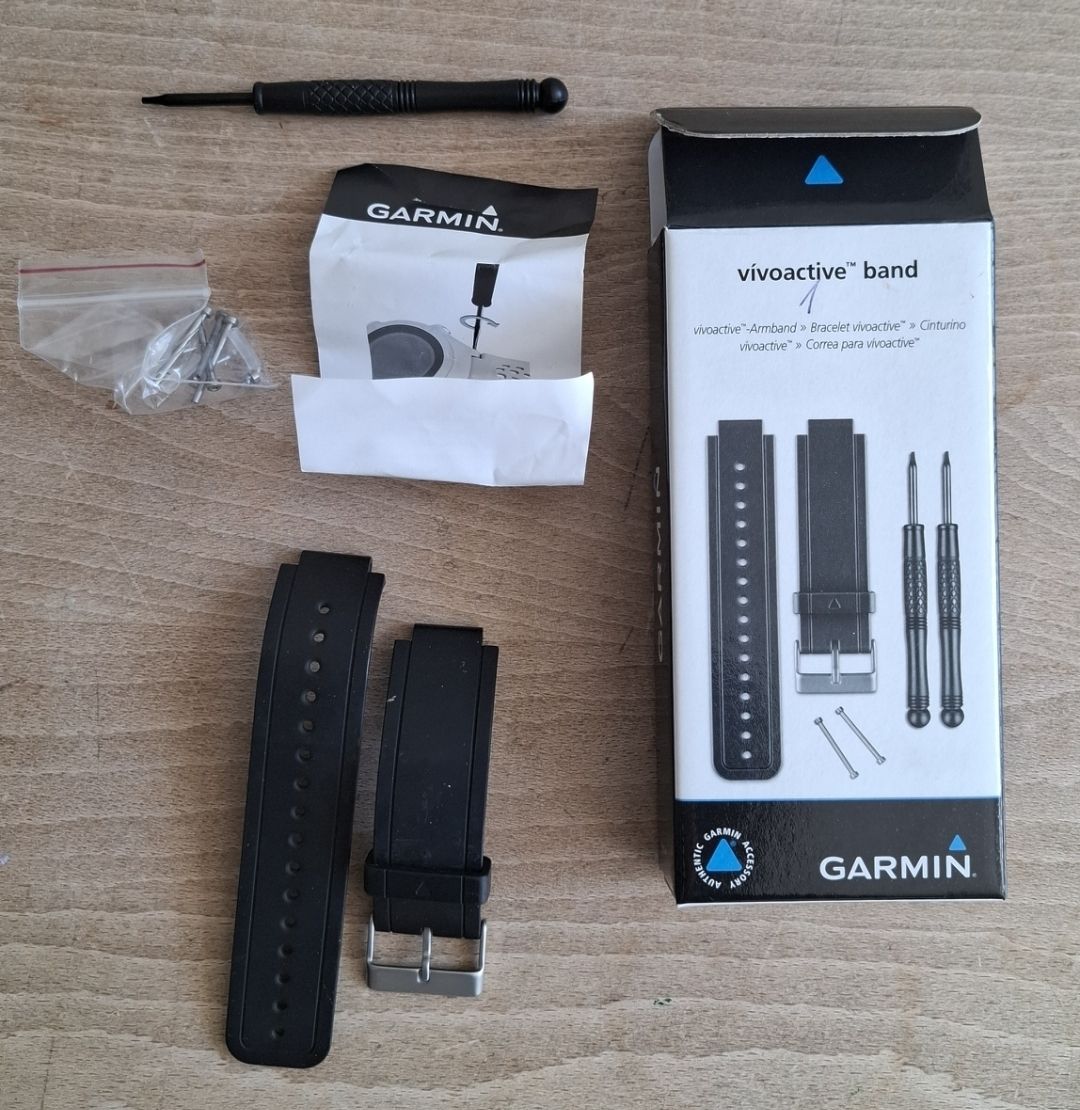 Bracciali & Braccialetti: Garmin vívoactive Armband Schwarz – Usato da Watt venduto da Gubrist