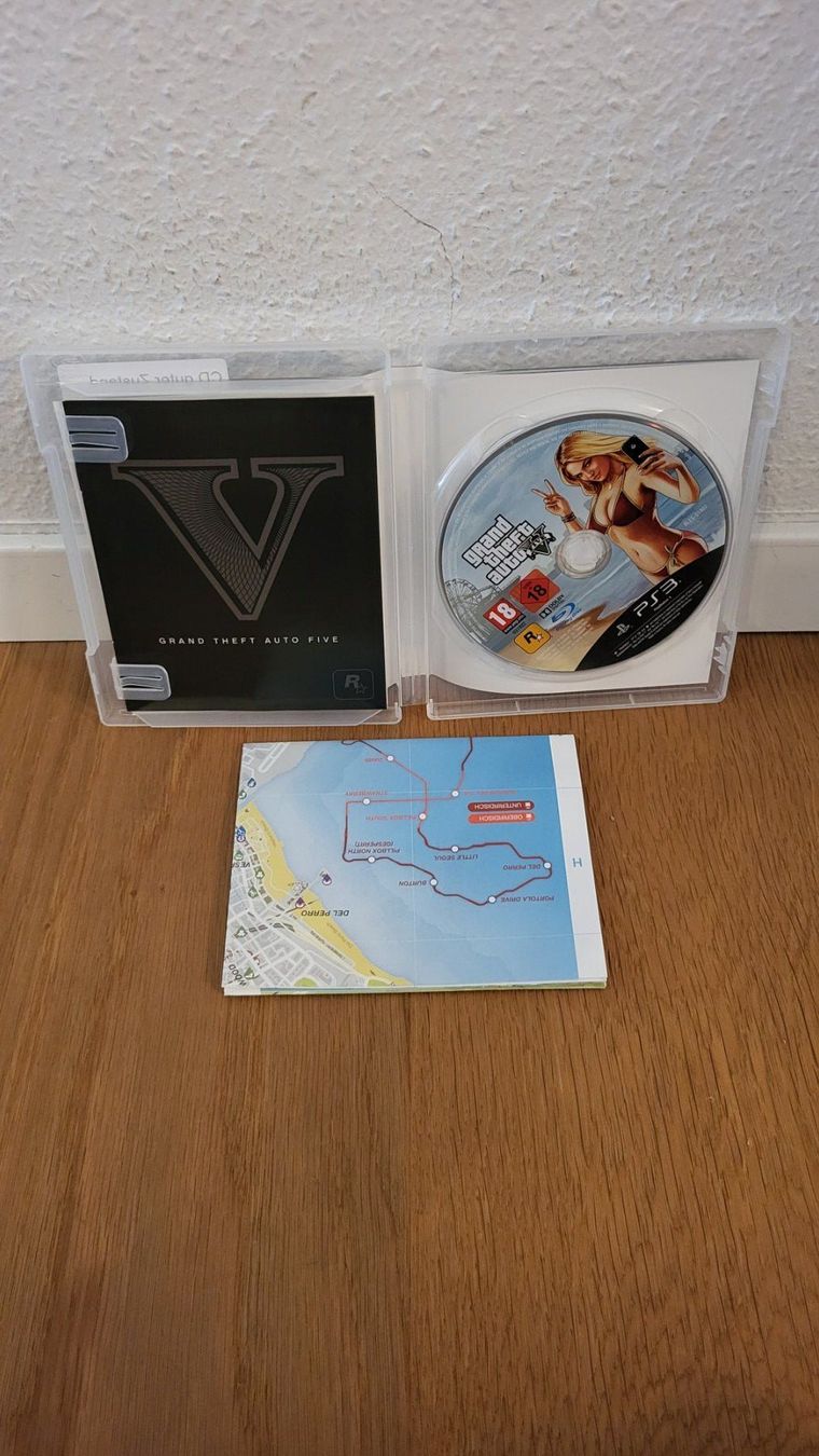 Sony Jeux: PS3 - Grand Theft Auto 5 – D'occasion à Münsingen par DigitaleSpielecke 2
