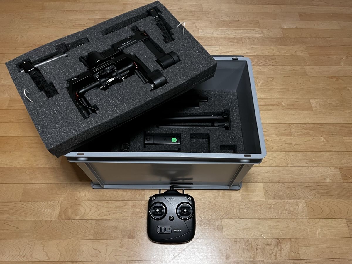 DJI Videocamere: DJI Ronin M inkl. Panasonic GH5 – Usato da Volketswil venduto da and_nz6x 1