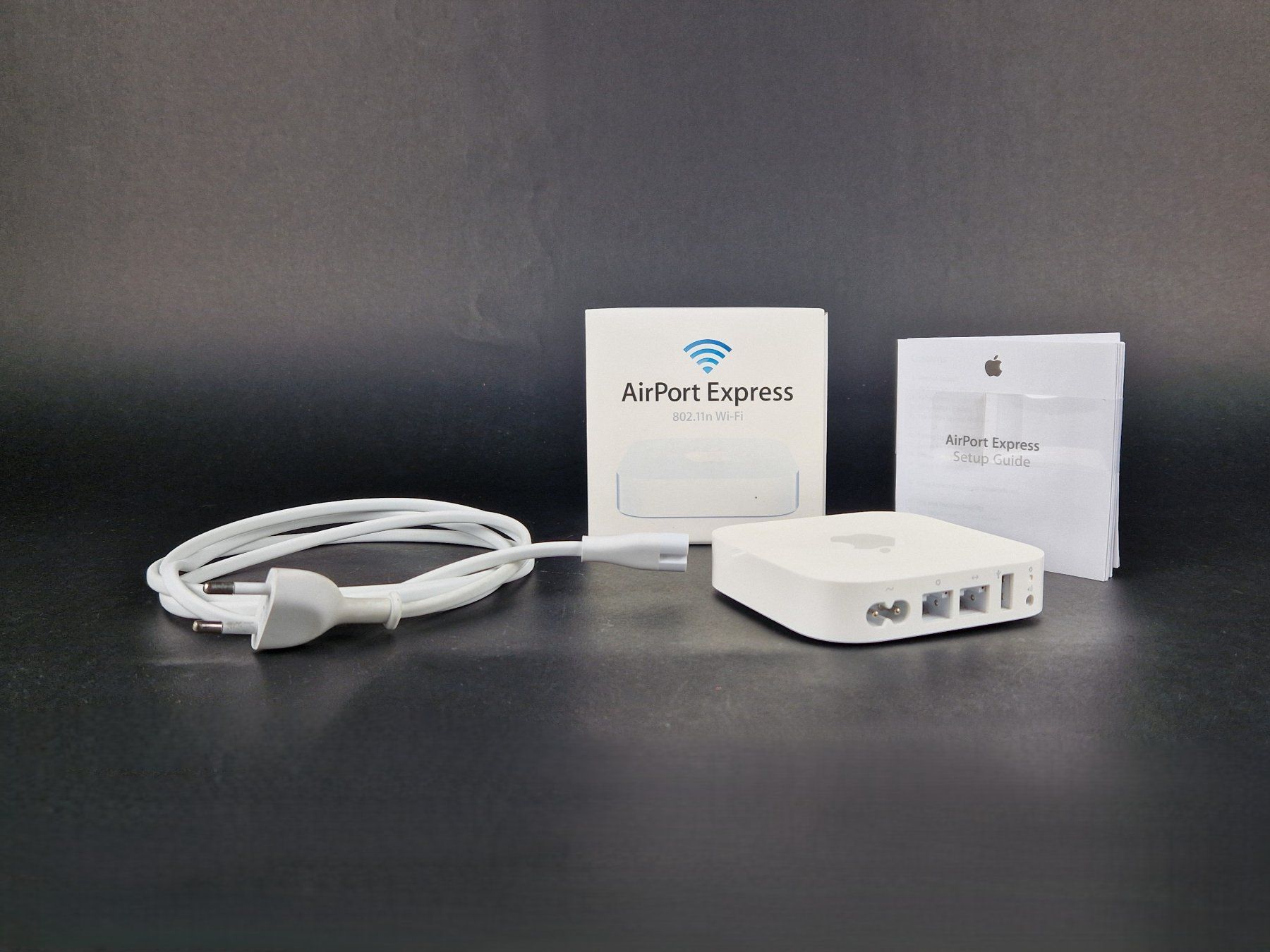 Apple Modems & Router: Apple AirPort Express 2.Generation – Gebraucht aus Basel von Restwert_Basel