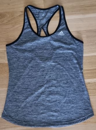 Adidas Sporttop Damen Grau Melange - Perfekt für den Sommer