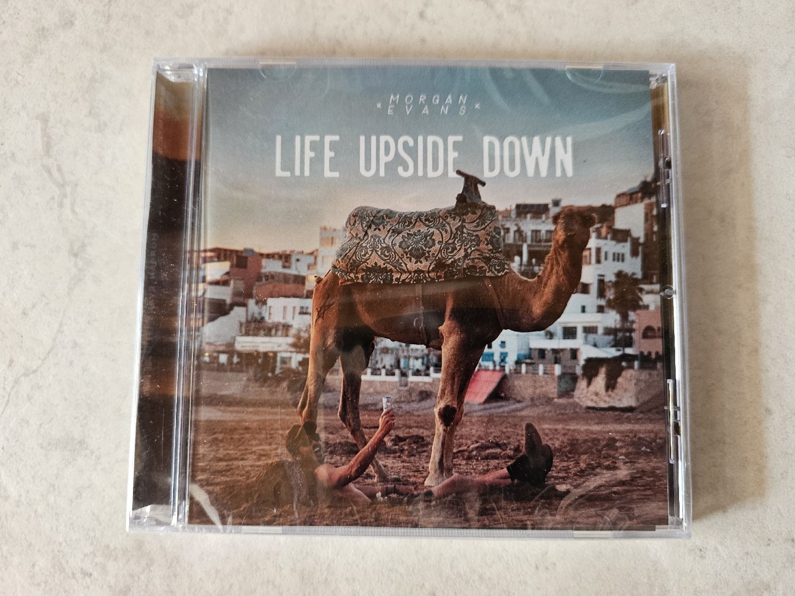 CD: Morgan Evans  -  Life Upside Down  /  Fabrikneu – Nuovo e nell'imballaggio originale da Schneisingen venduto da backstore24