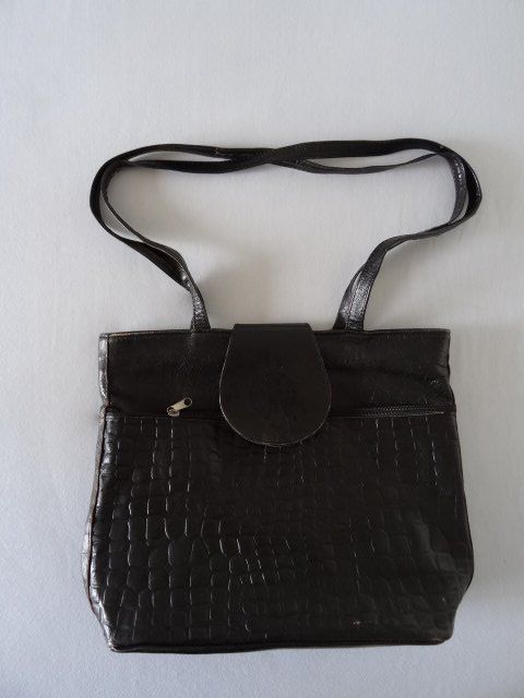 Borse da donna: Leder Tasch Ledertasche echt Leder – Usato da Bazenheid venduto da Aebi55