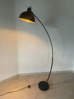 Stehlampe