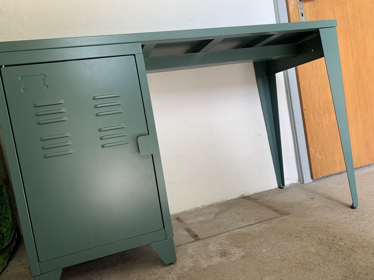 Schreibtische: La Redoute Metal Schreibtisch  – Gebraucht aus Affoltern am Albis von wysiwyg99 1